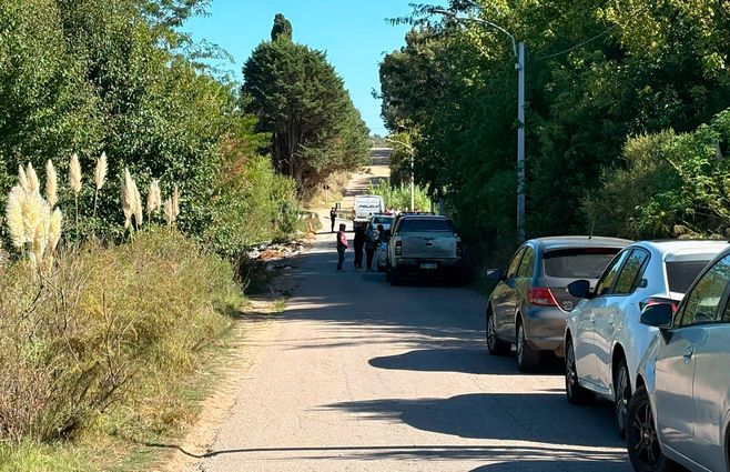 Foto: Mª. Eugenia Scognamiglio, Subrayado. Escena del hallazgo, cerca de Villa García.