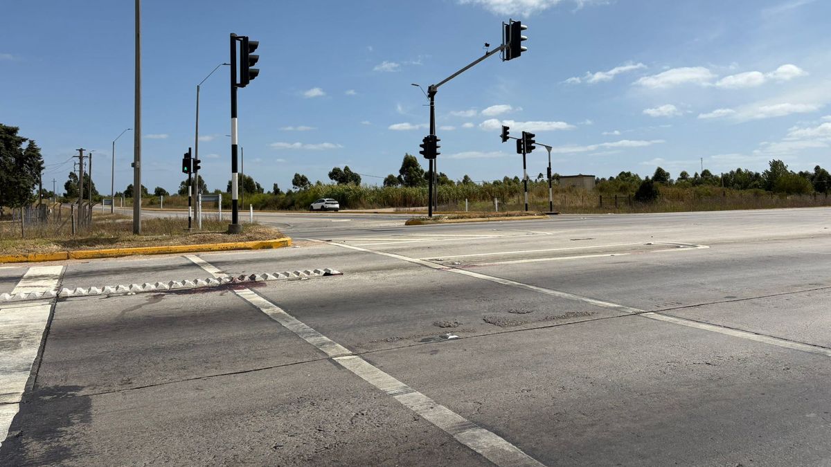 Dos delincuentes mataron a un hombre de un disparo para robarle la moto cuando iba con su sobrino