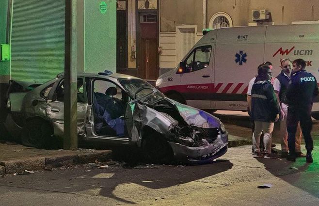 Foto cedida a Subrayado. El Chevrolet donde viajaba la víctima.
