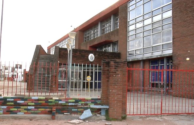 escuela-364-cerro.jpg