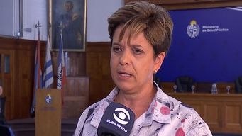 fernanda nozar se tomo licencia y renunciara como directora de salud del msp