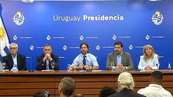 lacalle pou anuncio obras de saneamiento con una inversion de usd 280 millones para 61 localidades