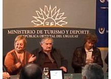 Mujica pidió a quinceañeras vivir con intensidad