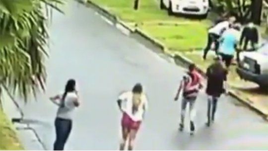 VIDEO: arresto ciudadano a ladrón de coches por parte de vecinos