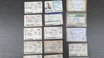 Foto cedida a Subrayado. Libretas falsificadas.